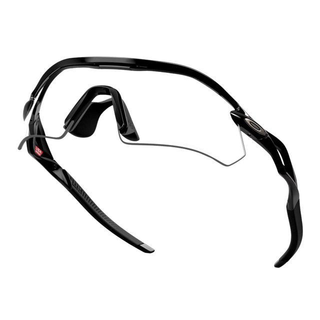 Oakley-Radar-EV-plate-polish-black-clear-photo-up