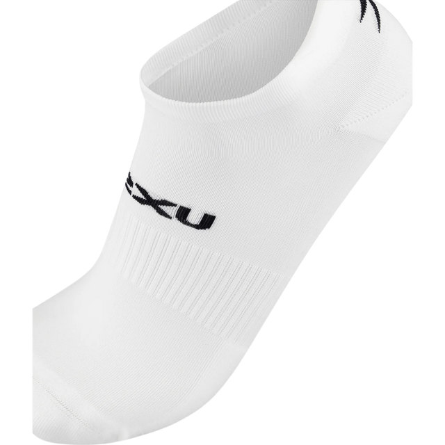 2XU-Ankle-Sock-3-Pack-Three-Colour-close
