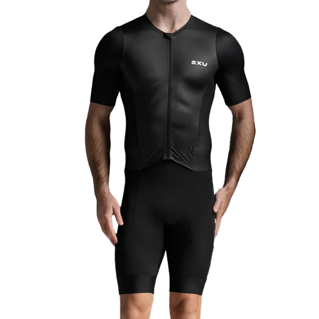 2XU-Mens-Aero-Hex-Sleeved-Trisuit-Black-White-close