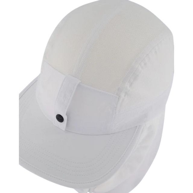 2XU-Trail-Legionnaire-Cap-white-close