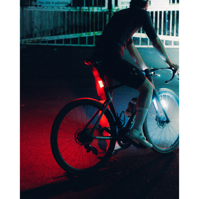 Knog-cobber-rear-life-side