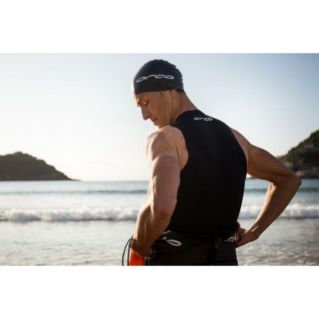 Orca-men_s-Heatseeker-Vest-Black-lifestyle