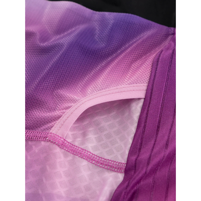 PURPOSE-Borealis-Hypermesh-PRO_ae-TriSuit-plum-inside-pocket