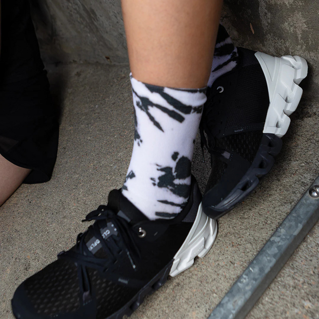 RNNR - Marathon Crew Sock - Oreo - Lifestyle