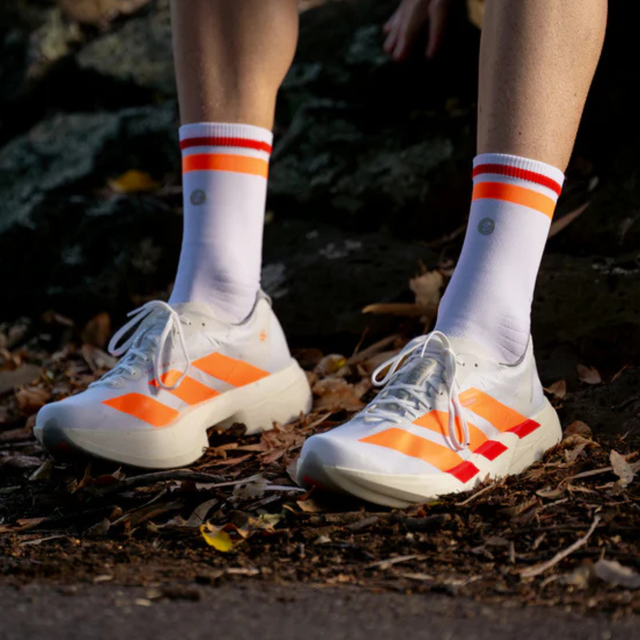 SHYU - Racing Socks - White/Tangerine/Red (Lifestyle2)