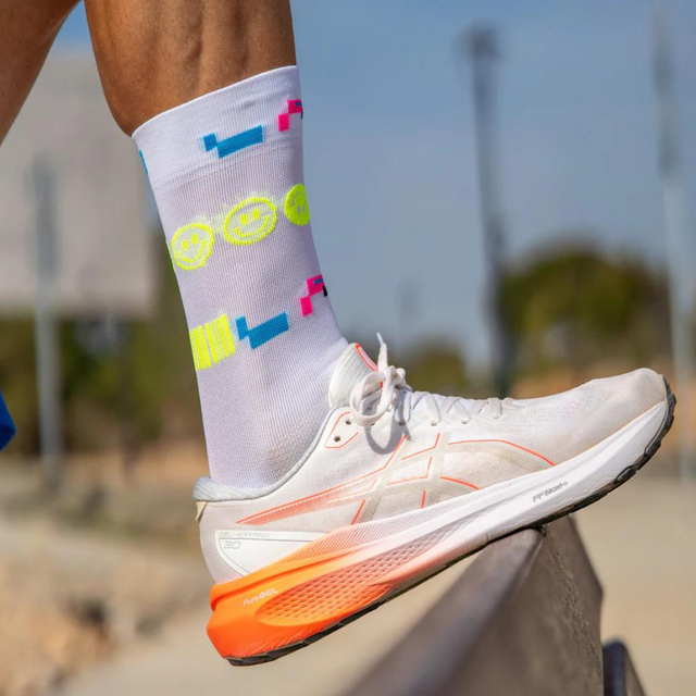 Sporcks - Running Sock - 80's Night White - Lifestyle2